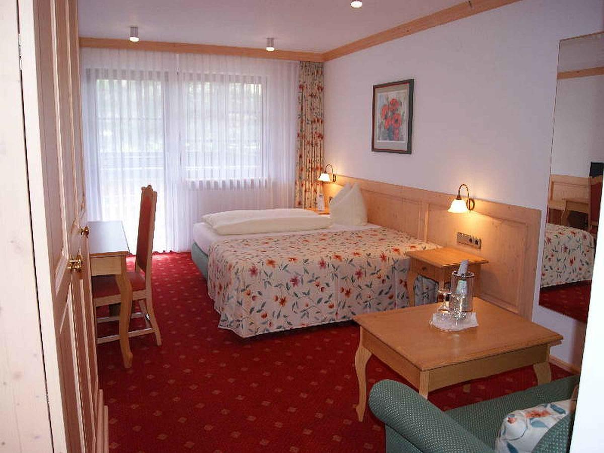 Hotel-Gasthof Zum Suessen Grund Albstadt Exteriör bild