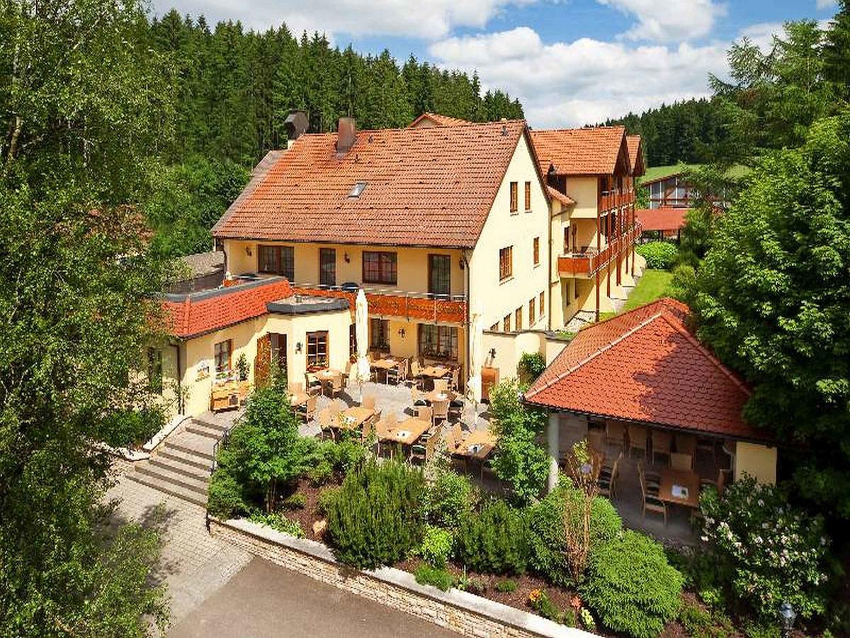 Hotel-Gasthof Zum Suessen Grund Albstadt Exteriör bild