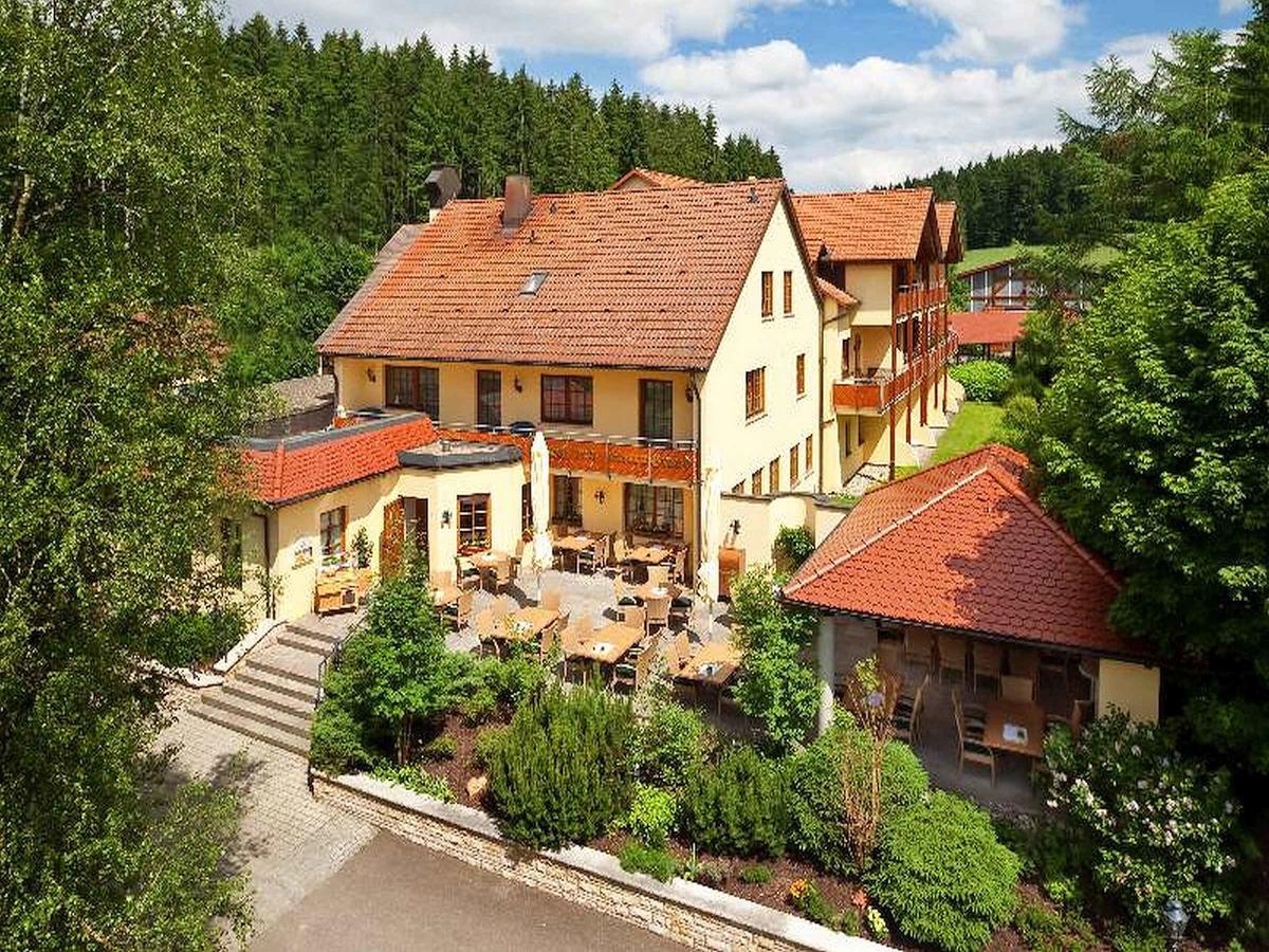 Hotel-Gasthof Zum Sussen Grund Albstadt Exteriör bild